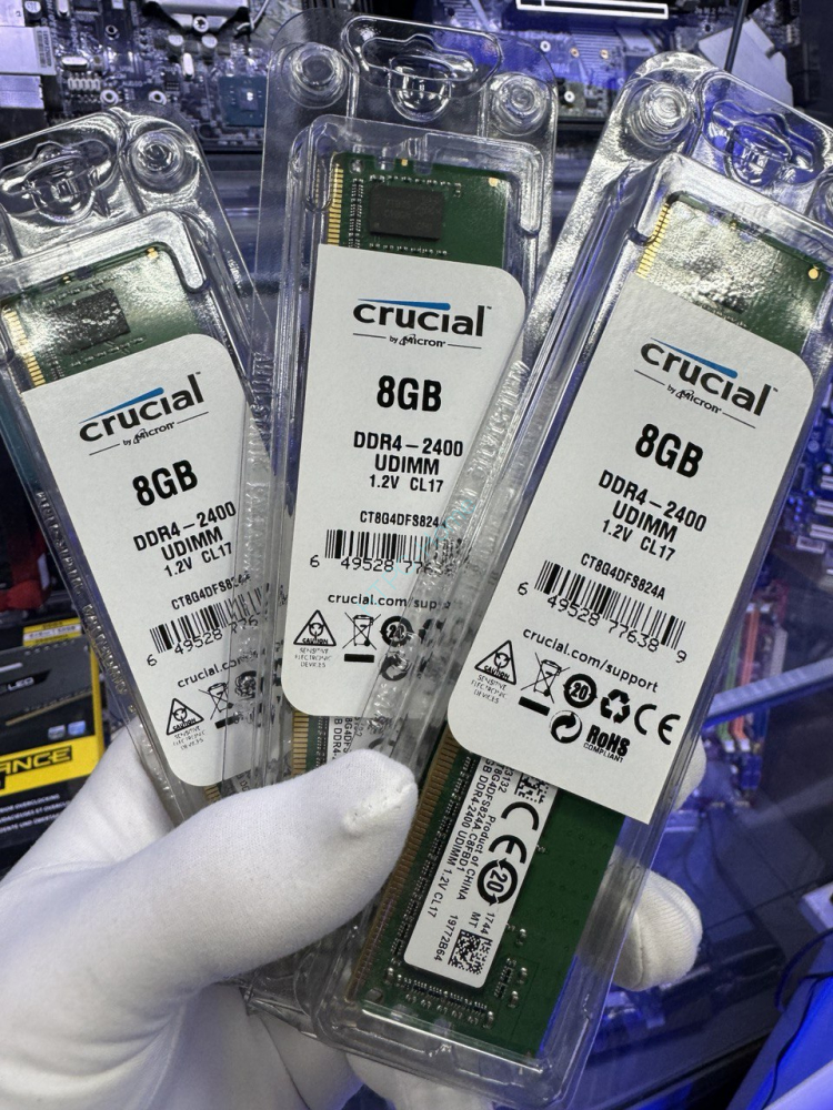DDR4 Crucial 8Gb CT8G4DFS824A